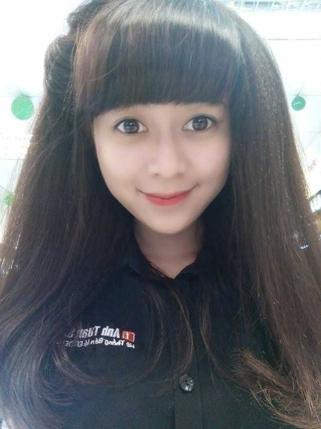 Cô giáo trẻ xinh như hotgirl khiến dân mạng xôn xao