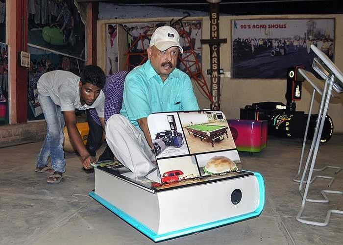 Đây là phiên bản ô tô quyển sách