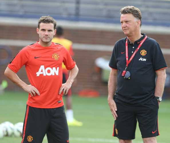 Vì sao Mata bị Louis van Gaal 'ruồng bỏ'?