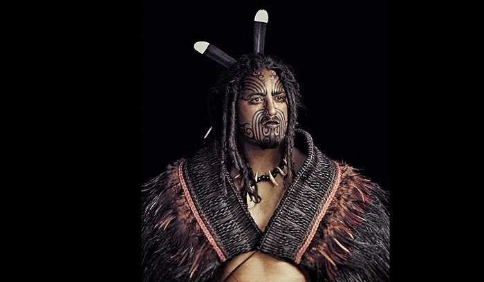 Người đàn ông tộc Maori ở vùng New Zealand