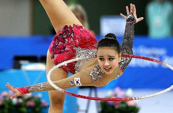 Cô còn giúp đoàn Hàn Quốc giành thêm 1 HCB thể dục dụng cụ