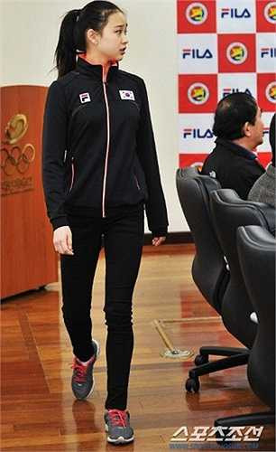 Cùng chiêm ngưỡng những hình ảnh về vẻ đẹp thánh thiện đến nao lòng của Son Yeon-Jae.