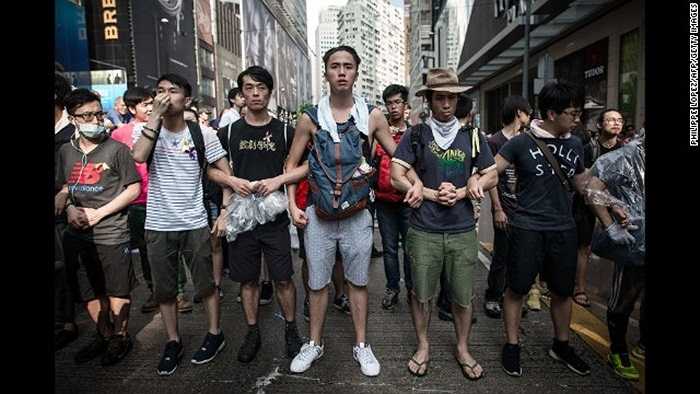 Những người biểu tình kêu gọi biểu tình quy mô rộng khắp Hong Kong