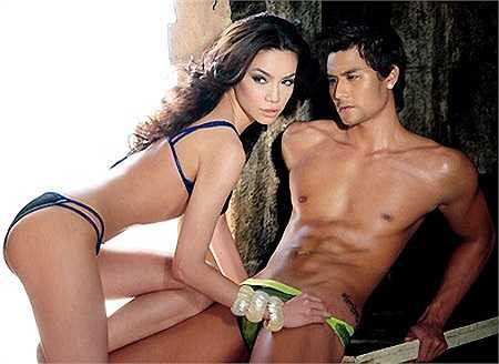 Không thể phủ nhận sức hấp dẫn của Hà Hồ khi diện những trang phục này.