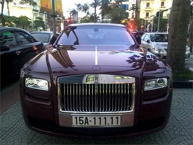 Rolls-Royce Ghost màu mận chín biển số ngũ quý 1 ở Hải Phòng. Xem thêm: Bộ đôi siêu xe biển ngũ quý của đại gia Hải Phòng. 