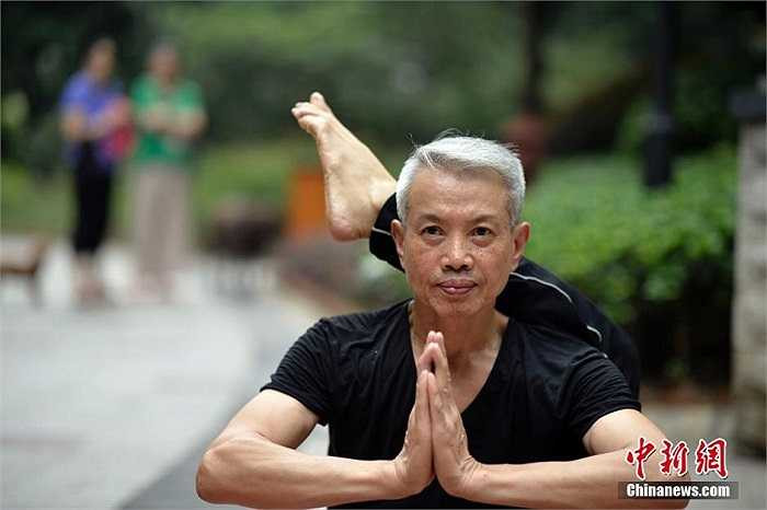 Nhiều nghiên cứu trên thế giới đã tìm thấy tác dụng của thực hành yoga giúp làm giảm huyết áp, chặn những cơn tăng huyết áp kịch phát.