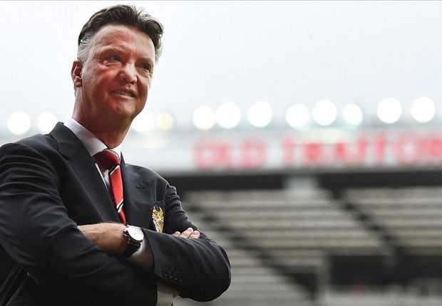 Van Gaal chấp nhận du đấu kiếm tiền
