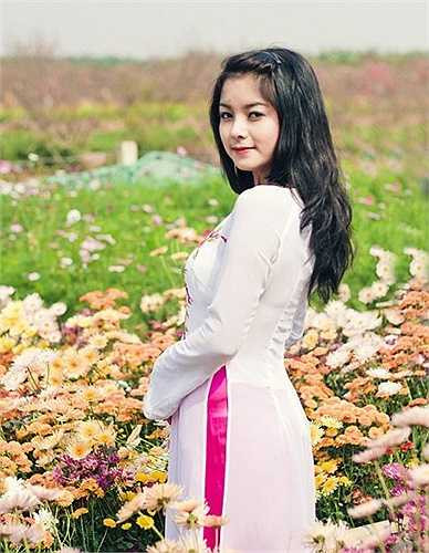 Ngô Lệ Quyên từng đạt giải 3 trong cuộc thi tài năng của trường.