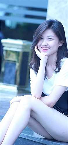 Nữ thủ khoa trường Sân khấu điện ảnh năm nay là Lương Huyền Thanh (sinh năm 1996), học sinh trường THPT Hàm Rồng, Thanh Hóa.