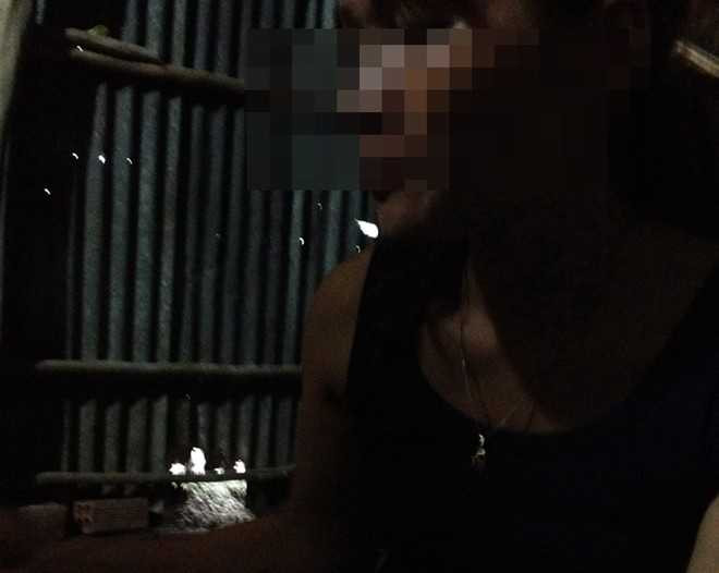 Đường sa ngã của cô gái miệt thứ miền Tây