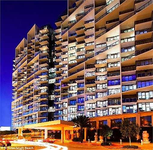 Theo thông tin chính thức, gói dịch vụ gồm một kỳ nghỉ 4 đêm trong dãy phòng Marvellous Suite của W hotel. 