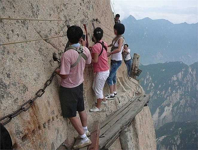 Lại thêm một thử thách khác cho những người không sợ độ cao.