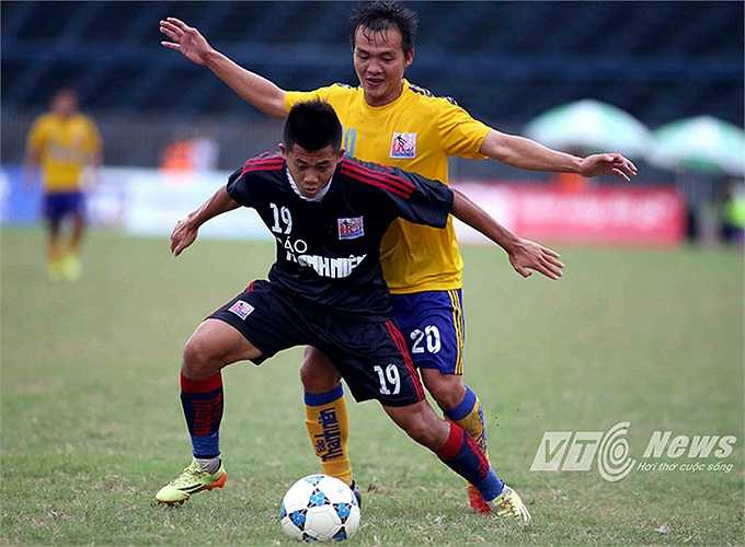 Với lối đá rời rạc cùng hàng thủ chơi thiếu tập trung, Cần Thơ dễ dàng để thua thêm 2 bàn nữa vào cuối trận 