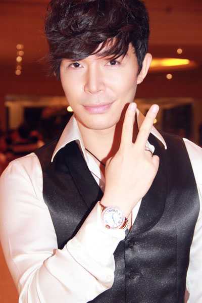 Đồng hồ 2 tỷ hiếm hoi.