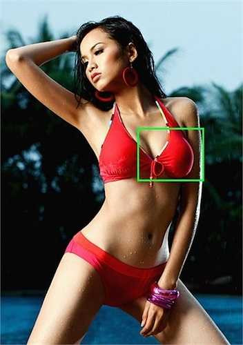 Khi thực hiện những bộ ảnh nội y hoặc áo tắm, thông thường các người đẹp vẫn được chỉnh sửa vòng một sao cho thật gợi cảm, nóng bỏng. Tuy nhiên, chỉ một sơ suất nhỏ, người chỉnh ảnh có thể làm cho đôi gò bồng đảo của các người đẹp to nhỏ bất thường như trường hợp của Diễm Hương. 