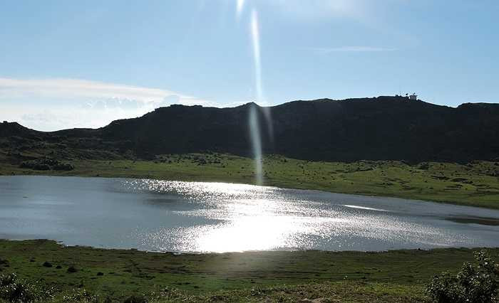 Hồ nước trong trên miệng núi lửa 'ngủ yên' nghìn năm.