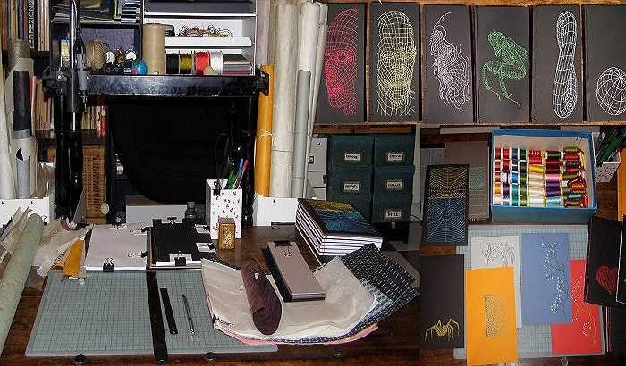 Đây là một góc làm việc của người nghệ sĩ tài hoa đến từ Hy Lạp