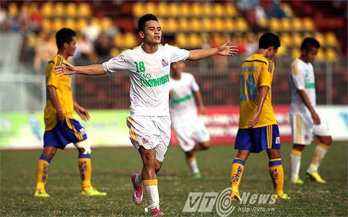 Trong khi U21 SLNA gặp U21 Vĩnh Long, thì U21 HAGL phải chạm trán U21 Hà Nội T&T