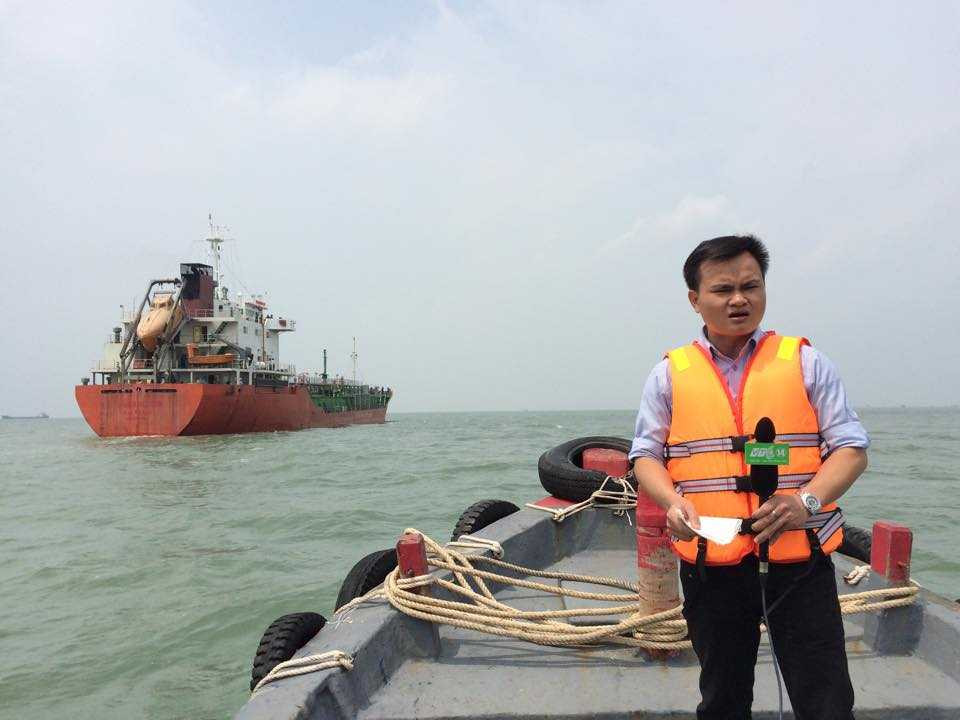 Tiếp cận 18 thuyền viên tàu Sunrise 689 bị cướp biển tấn công