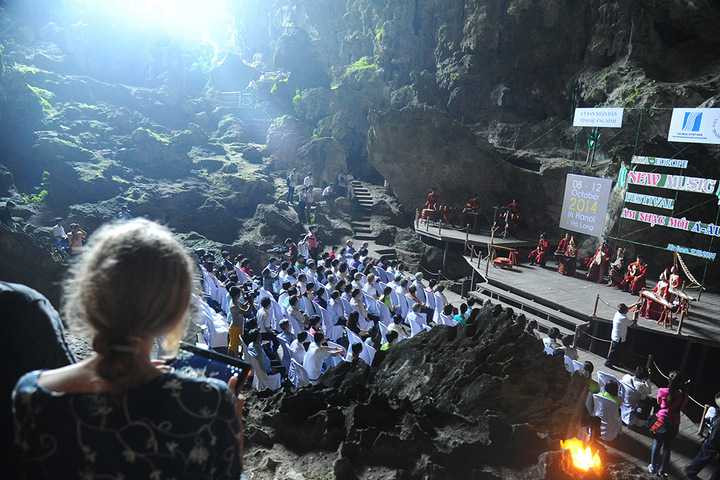 hoà nhạc dân tộc