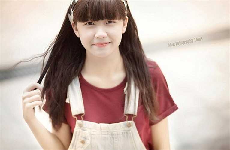 Từ năm cấp 3, Tâm đã biết kiếm tiền bằng cách làm người mẫu ảnh, người mẫu tóc, PR cho quán tóc và các sự kiện khai trương.