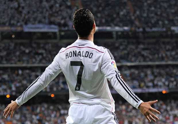 Tuy nhiên, người đại diện của Ronaldo - siêu 'cò' Jorge Mendes mới đây đã lên tiếng khẳng định rằng Ronaldo đang rất hạnh phúc tại Real Madrid, đồng thời bác bỏ mọi tin đồn liên quan tới tương lai thân chủ của mình. Bên cạnh đó, Mesdes cũng tiết lộ khoản tiền khủng khiếp mà các đội bóng sẽ phải bỏ ra nếu muốn có được chữ ký của CR7.