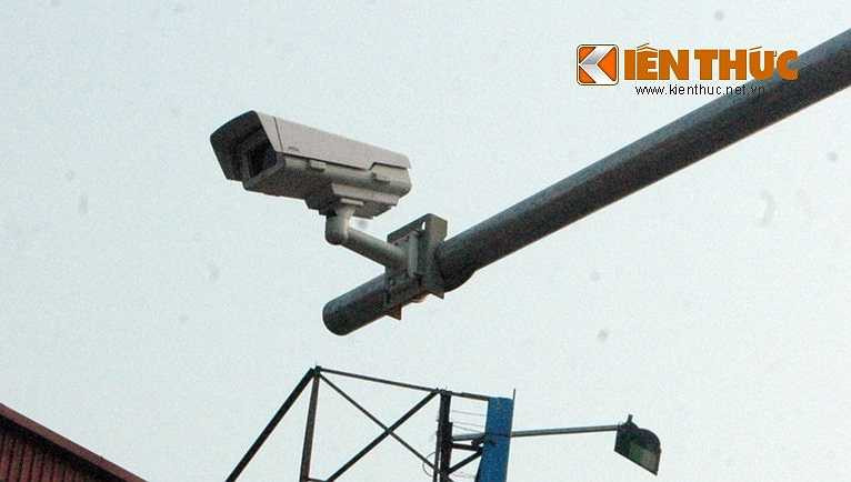 Đến lúc này, trên các tuyến đường của Thủ đô đang chạy thử nghiệm 40 camera nhằm phát hiện xe vi phạm để xử phạt nguội. Hết tháng 12, dự kiến 450 camera được lắp tại 4 quận nội thành. ads by ants Tai Nghe nhét tai iPhone 5/5s - Giảm 52% Tai Nghe nhét tai iPhone 5/5s - Giảm 52% www.lazada.vn229.000 VNĐ109.000 VNĐ Găng tay bảo hộ hình xương - Giảm 19% Găng tay bảo hộ hình xương - Giảm 19% www.lazada.vn269.000 VNĐ219.000 VNĐ Đai mát-xa làm thon gọn bụng - Giảm 52% Đai mát-xa làm thon gọn bụng -