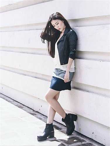 Hiện tại, Kiều Nhi tiếp tục học vẽ và học hát nữa để thử sức với nghề ca sĩ.