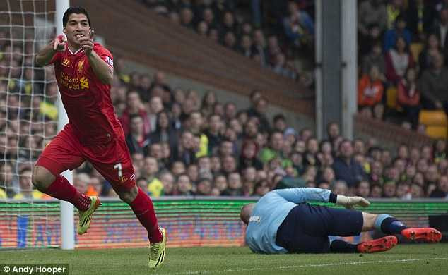 Suarez kể công với Liverpool, khẳng định Evra vu khống