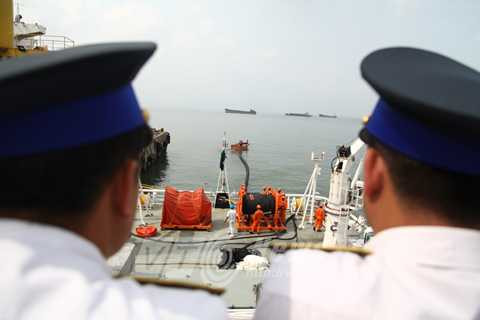 Tàu Ấn Độ, ứng phó, sự cố tràn dầu, Đà Nẵng, chiến hạm, Cảnh sát biển