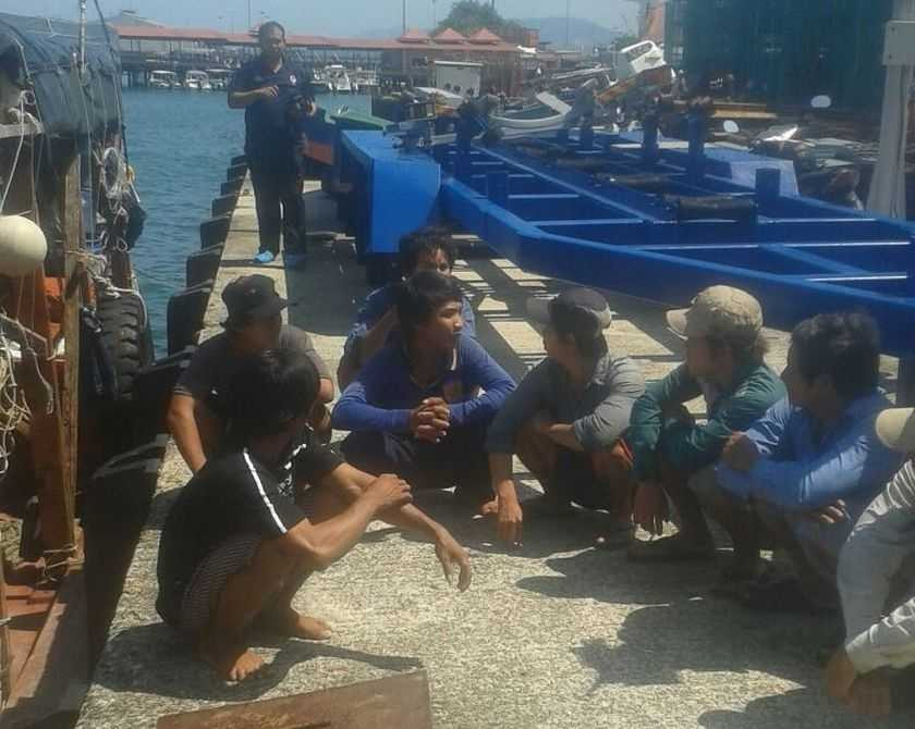 Ngư dân Việt bị những kẻ bịt mặt bắn ngoài khơi Philippines