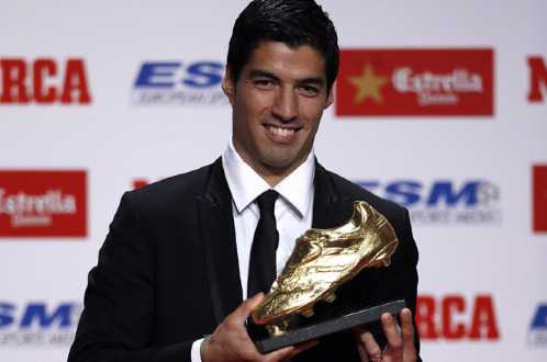 Luis Suarez nhận Chiếc giày Vàng châu Âu mùa giải 2013-14