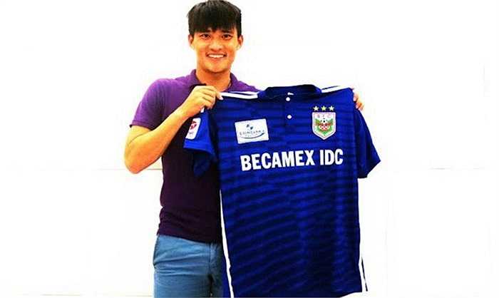 Sau khi từ Nhật Bản trở về, Công Vinh tiếp tục thi đấu trong màu áo CLB SLNA cho tới khi V.League 2014 kết thúc. Trước mùa giải mới 2015, do nguồn tài chính hạn hẹp nên CLB SLNA đã không đủ lực để tiếp tục gia hạn hợp đồng với tiền đạo xứ Nghệ. Lê Công Vinh đã được B. Bình Dương trải thảm đỏ mời về với bản hợp đồng được định giá từ 8 đến 10 tỷ đồng. Trong màu áo CLB mới, Công Vinh chọn số 99 và tuyên bố sẽ kết thúc sự nghiệp cầu thủ tại đây. (Nguồn:Zing)