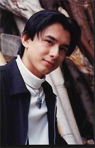 Anh có lượng khán giả đông đảo hàng đầu suốt từ lúc khởi nghiệp cho đến nay.