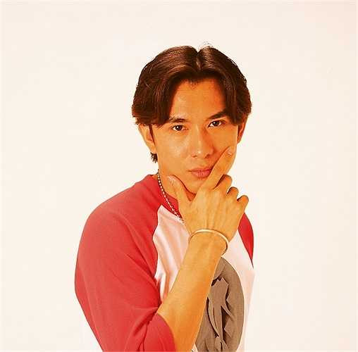 Và ngay cả khi nhạc Việt đã đi qua thời đỉnh cao, khi những giọng hát từng ở những đỉnh cao nhất về thị trường nay không còn có thể là đối thủ của Đan Trường nữa, anh vẫn tiếp tục giữ được phong độ rất ổn định