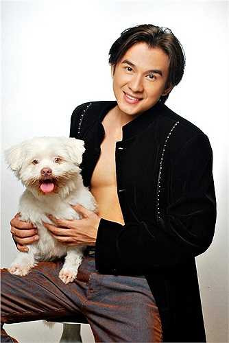 Đến nay, sau hơn 15 năm kể từ khi có bài Hit đầu tiên, Đan Trường vẫn luôn là ca sỹ 'bận rộn' bậc nhất của showbiz, với những sản phẩm âm nhạc xuất hiện liên tục