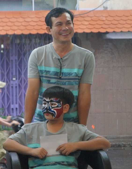 Anh Võ Thiện Lai cho biết ...hơn 20 năm rồi anh mới lại làm bếp.