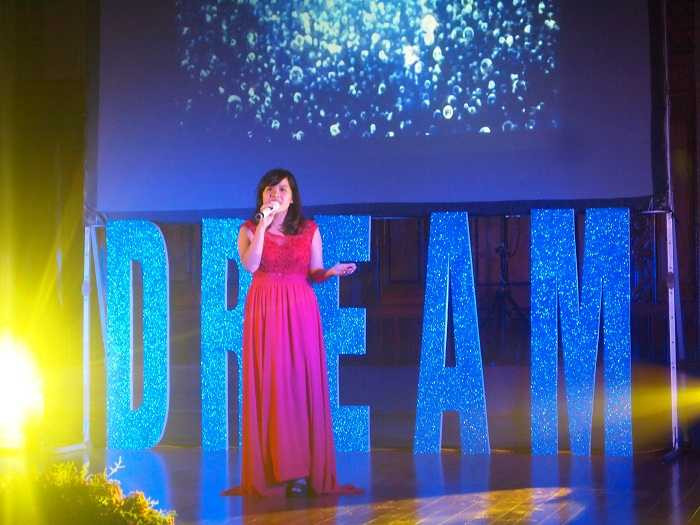 biểu diễn vì học sinh nghèo