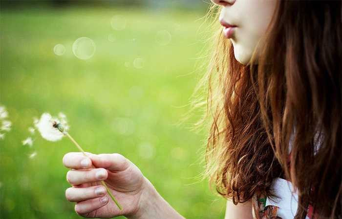 Bệnh vùng kín: Khi mặc những bộ quần áo chật, nhất là đồ lót chật, vùng kín sẽ bị bít lại. Môi trường yếm khí sẽ khiến cho các vi khuẩn, nấm sinh sôi và gây bệnh tại 'vùng kín'. Nó dẫn đến rất nhiều căn bệnh phụ khoa như nấm âm đạo, viêm nhiễm vùng kín, u nang…