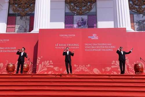 Khai trương Vincom Center Hạ Long: Đón hàng vạn khách đến mua sắm, vui chơi