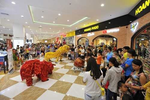 Khai trương Vincom Center Hạ Long: Đón hàng vạn khách đến mua sắm, vui chơi