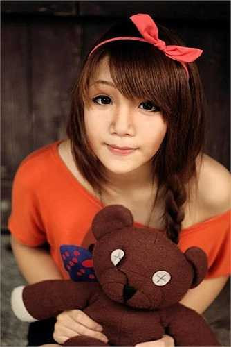 Đam mê nghệ thuật từ bé và âm nhạc chính là cuộc sống, cô bạn trẻ Trần Phương Mai (sinh 1997) đang nỗ lực và cố gắng để chinh phục con đường ca hát của mình.