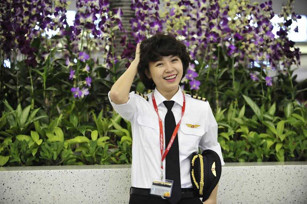 Nguyễn Phương Anh, một trong 5 nữ phi công của Vietjet Air