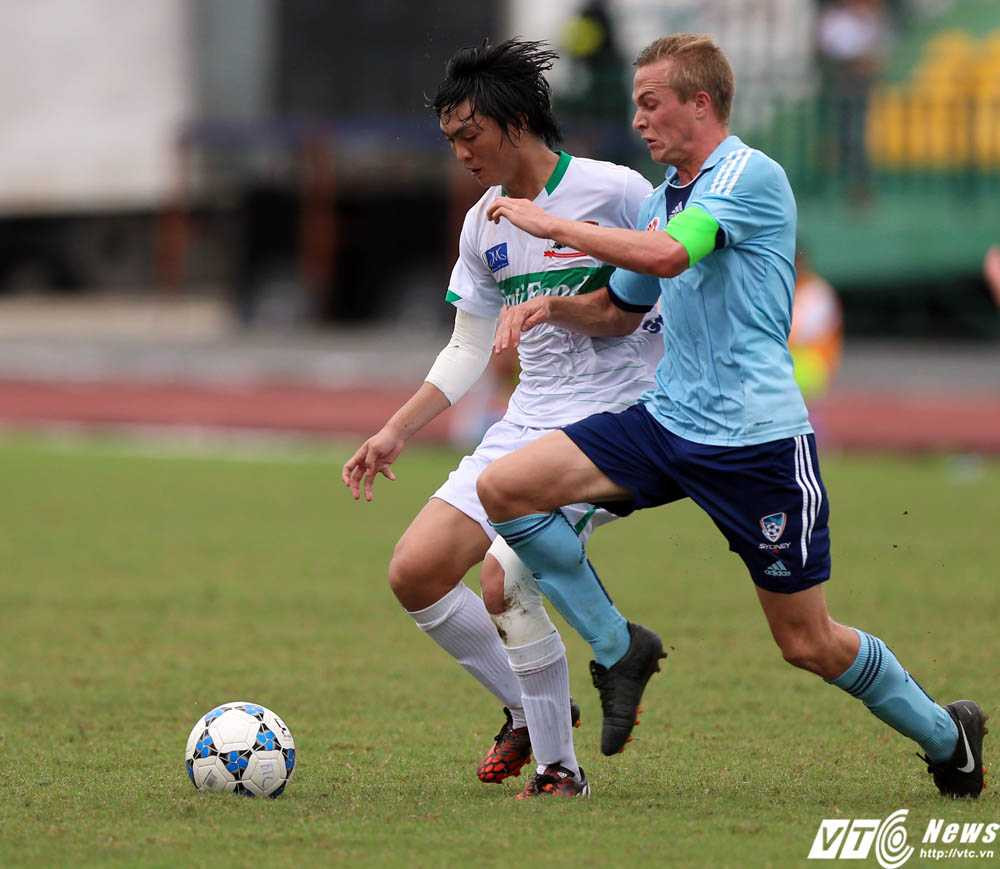 U19 HAGL Arsenal JMG nỗ lực (Ảnh: Quang Minh)