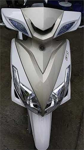 Luvias Fi sở hữu phần đầu xe được thiết kế khá ấn tượng với cụm đèn pha đôi sắc sảo