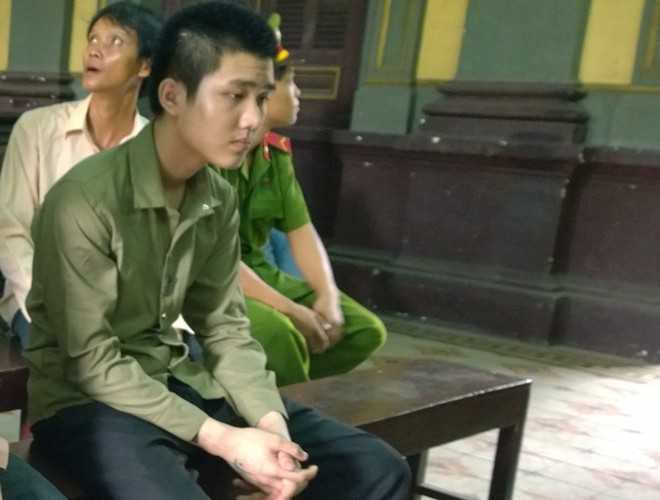 Sợ bị tiêm thuốc độc, tử tù khai thêm đồng bọn