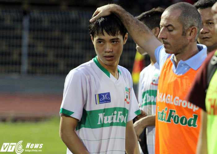 U19 HAGL Arsenal JMG may mắn vào vòng trong (Ảnh: Nhạc Dương)