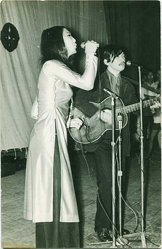 Đồng thời, Lê Uyên cũng sẽ có một không gian âm nhạc cho riêng mình với các ca khúc của những nhạc sỹ khác.