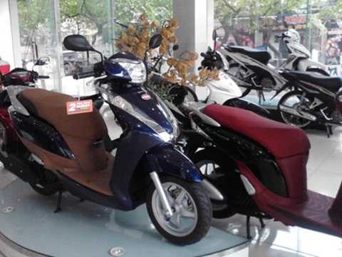 xe máy, ế ẩm, <a href='https://vtcnews.vn/oto-xe-may.31.0.html' >ô tô</a>, đẩy giá