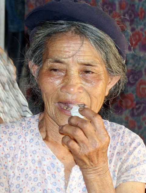 "chuyên lạ Việt Nam", Lập Thành, Vĩnh Phúc, ăn đất,